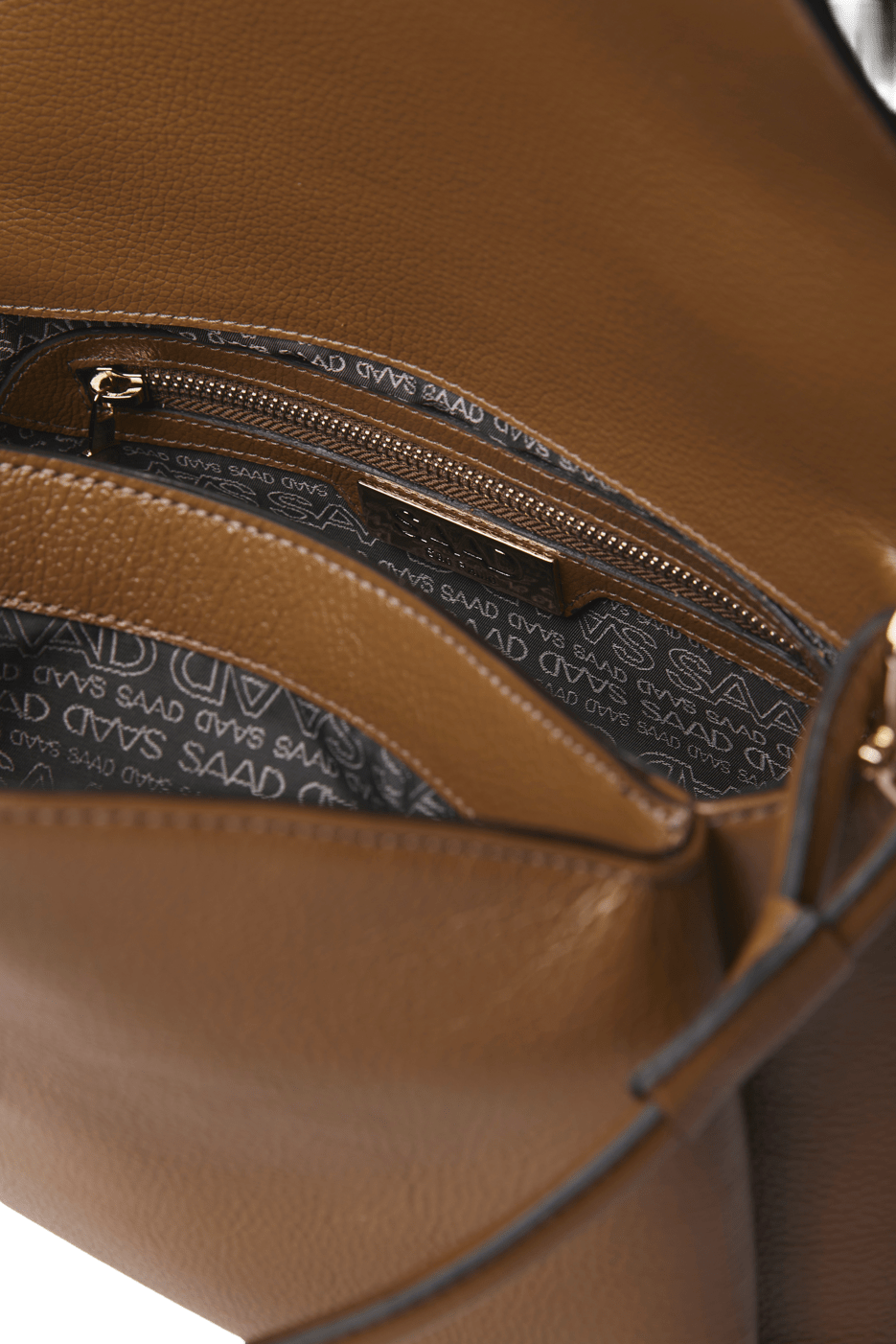 Bolsa Média em Couro