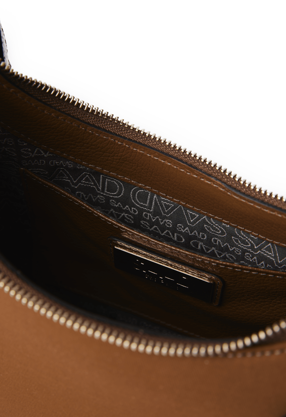 251-BLD163 - Bolsa Pequena Diadora