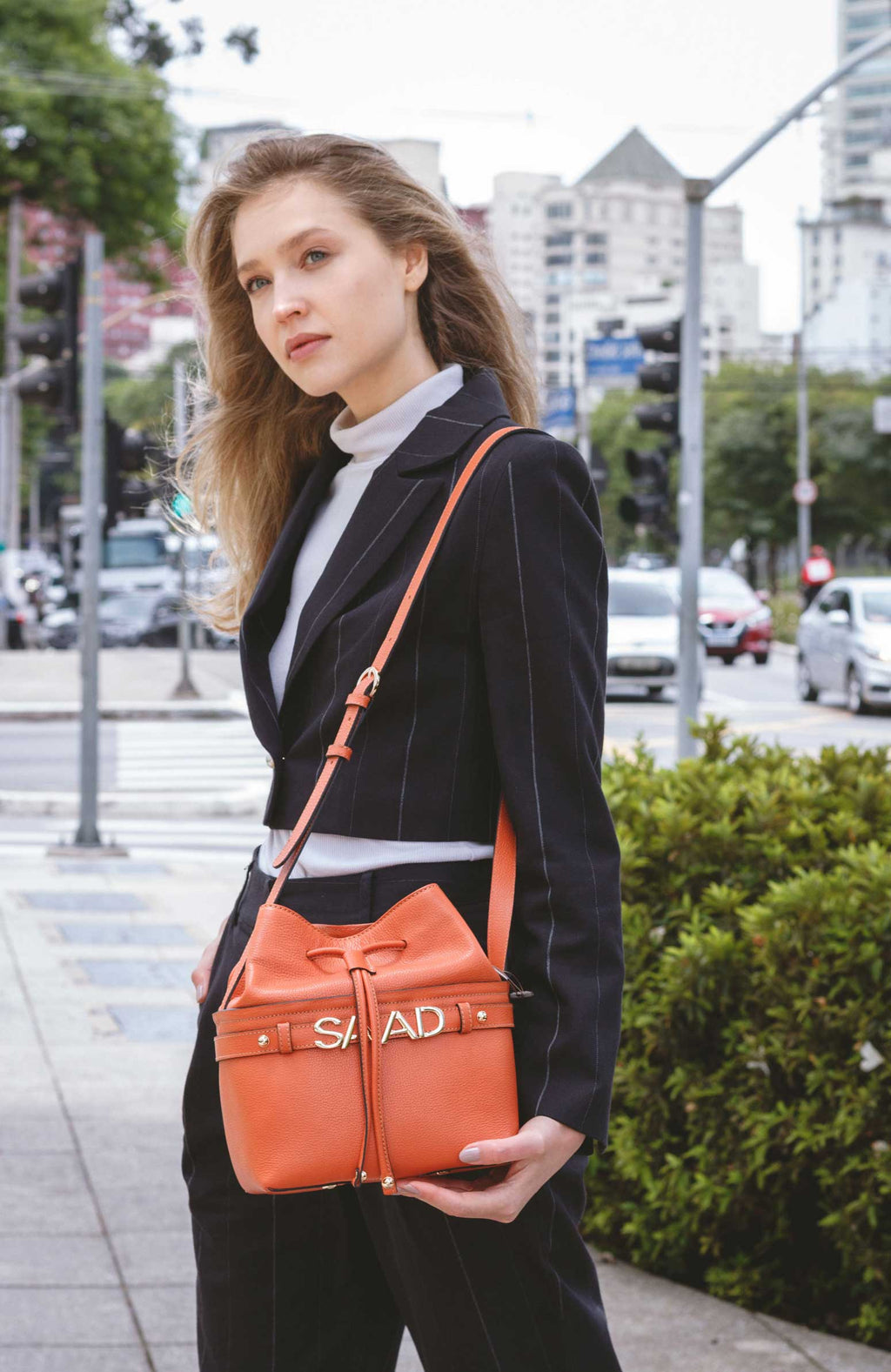 Bolsa Bucket Couro