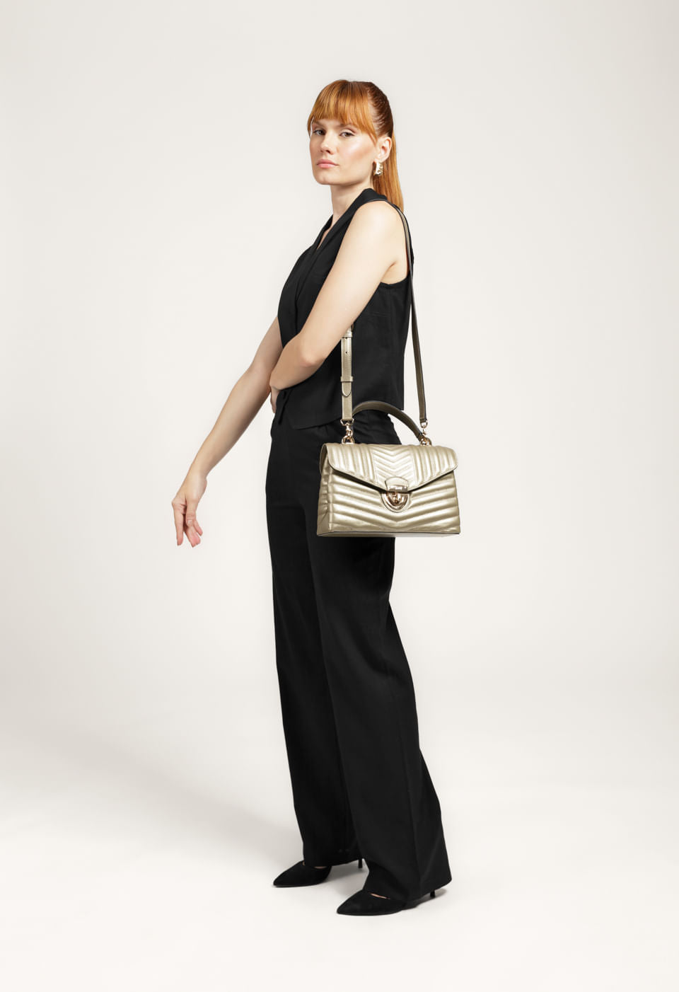 Bolsa Bordada em Couro Pearly